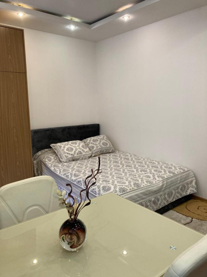 Park Apartment Centre Of Riga Luaran gambar
